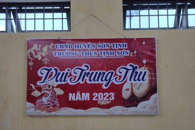 Trường THCS Tịnh Sơn tổ chức Vui trung thu cho các em học sinh