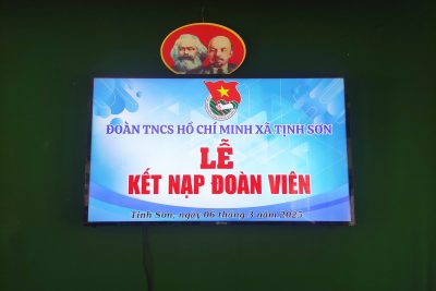 LỄ KẾT NẠP ĐOÀN VIÊN